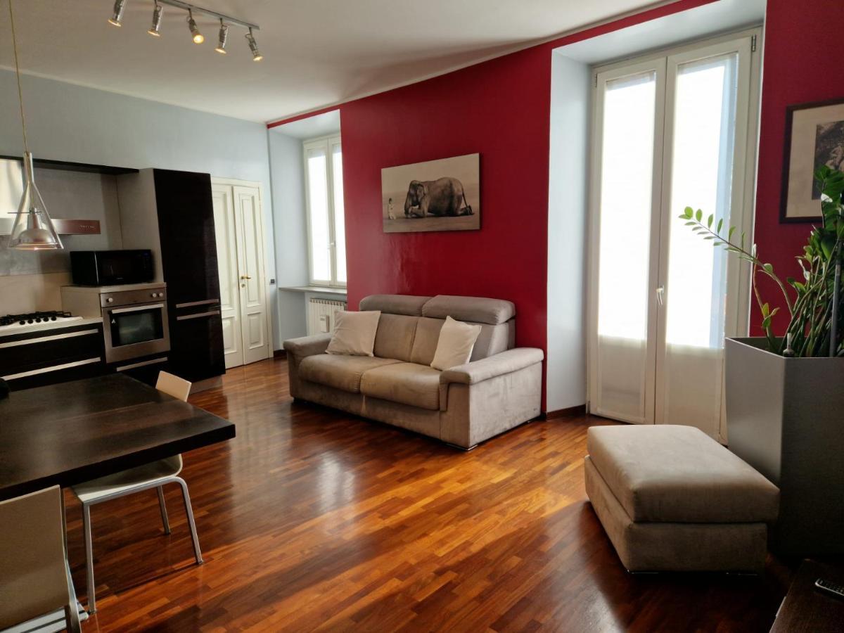 Ferienwohnung Cozy Flat Mins Walk To Navigli And Metro Porta Genova Mailand Exterior foto